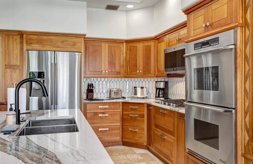 Catalina Foothills Estates Maison | La Paloma: Luxurious Desert Retreat