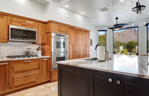 Catalina Foothills Estates Maison | La Paloma: Luxurious Desert Retreat