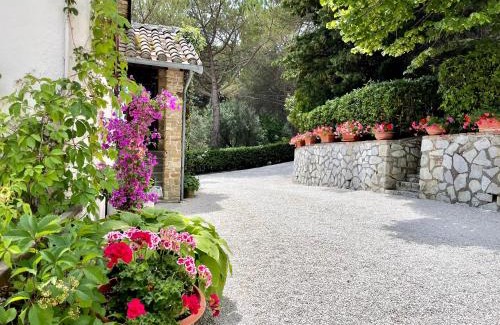 Monteluiano Maison | La Panoramica Gubbio - Maison de Charme - Casette e appartamenti self catering per vacanze meravigliose!