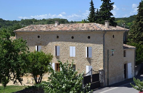 Ambonil Maison | Charmante maison de village "La Parenthèse"