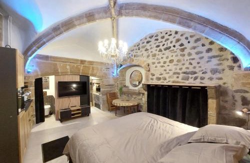 Le Puy-en-Velay Appartement | La parenthèse Ponote - Hammam - WIFI - city center