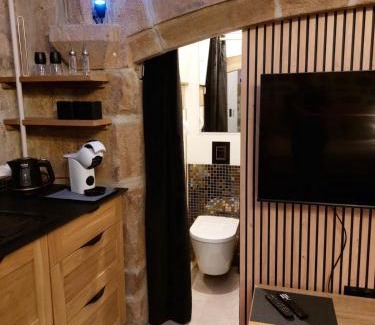 Le Puy-en-Velay Appartement | La parenthèse Ponote - Hammam - WIFI - city center