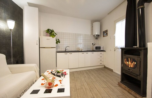 Valdelaguna Chalet De Ski | Rural Las Eras (location complète) pour 2/3 personnes