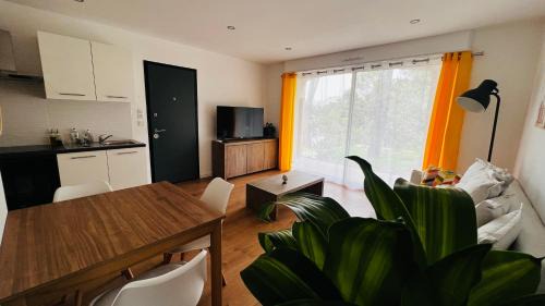 Saint-Clement-de-Riviere Appartement | la Pascaline