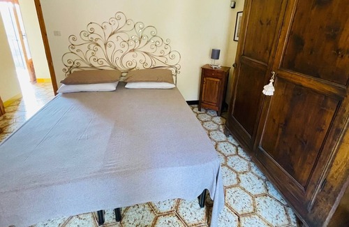 Orbregno Maison | La Pergola Stone House in Orbregno