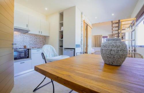Agrilos Appartement | La Perla Di Barla Seafront