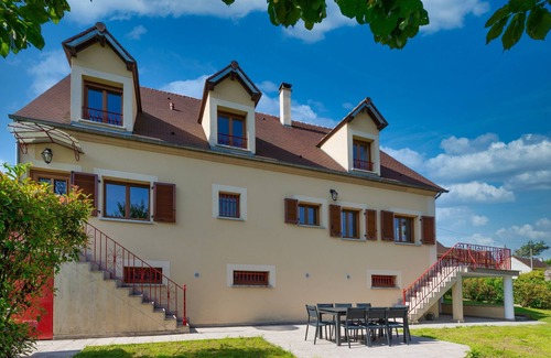 Chalautre-la-Petite Maison | La Petite Chalautrière - Avec grand jardin