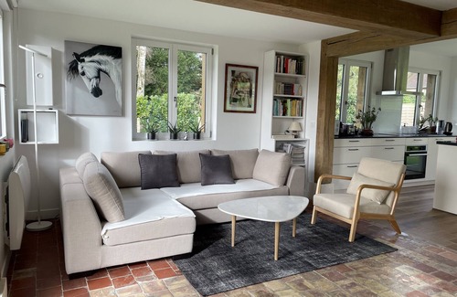 Tourville-en-Auge Cottage | La Petite chaumière normande