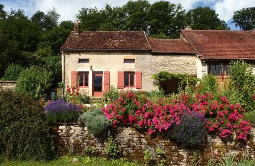 Sainte-Colombe-en-Auxois Maison | La Petite Colombe