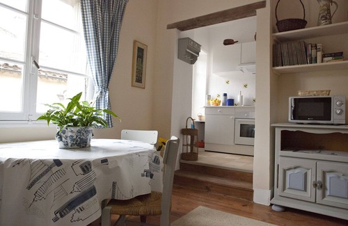 Condom Appartement | La Petite Gensac - Appartement Le Grenier. 2 couchages