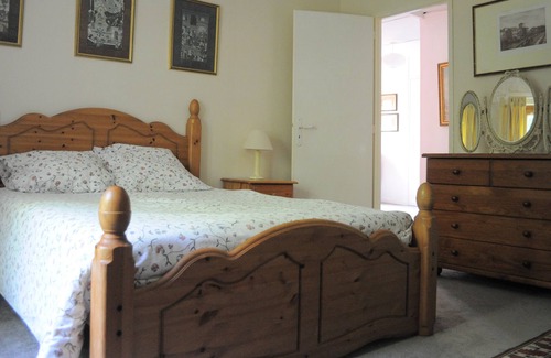 Montpezat-de-Quercy Cottage | Tranquille Maison Rurale + Terrasse Abritée, Jardin Privé, Piscine. 2-6 Pers