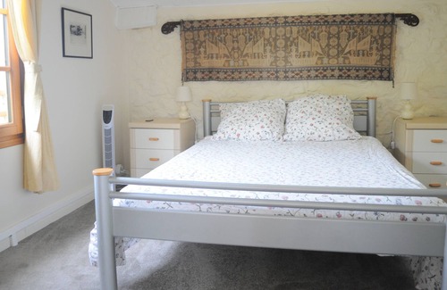 Montpezat-de-Quercy Cottage | Tranquille Maison Rurale + Terrasse Abritée, Jardin Privé, Piscine. 2-6 Pers