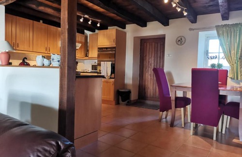 Oradour-Saint-Genest Maison | la Petite Maison De Vacances