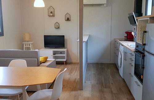 Monbalen Maison | La petite maison dans la prairie, Monbalen 3*
