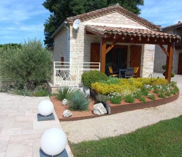 Cayriech Maison | La petite maison dans le Quercy