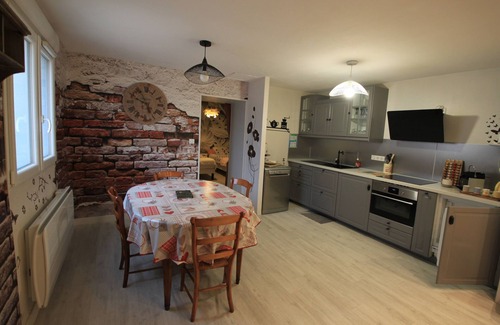 Moneteau Maison | La Petite Maison idéale pour une halte près d'Auxerre et des vignobles (Chablis)