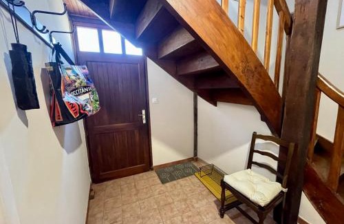 Oust Maison | La Petite Ourse maison de village à Oust