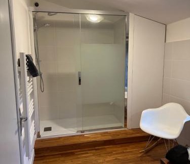 Vertou Lit Et Petit-Déjeuner | La Pierre Percée - logement indépendant - accès digicode