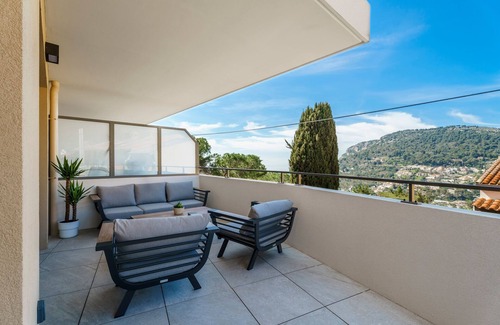 La Turbie Appartement | La Pinède de La Turbie - Appt vue mer et montagne