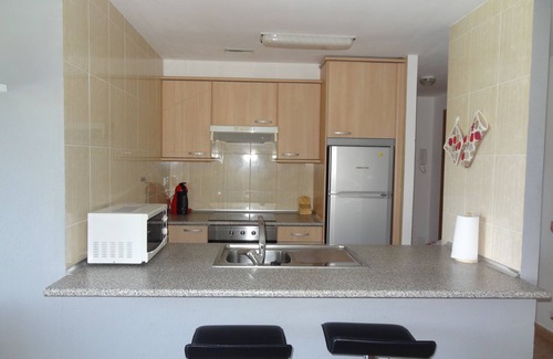 La Pineda Appartement | La Pineda : appartement résidentiel, piscine, 200 m plage, Port Aventura, paddle-tennis, mini-golf, pétanque, basket, football...