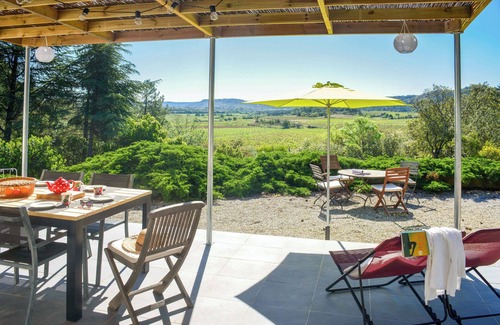 Babeau-Bouldoux Maison | La Pineda, avec vue magnifique sur les vignobles vallonnés de Saint-Chinian