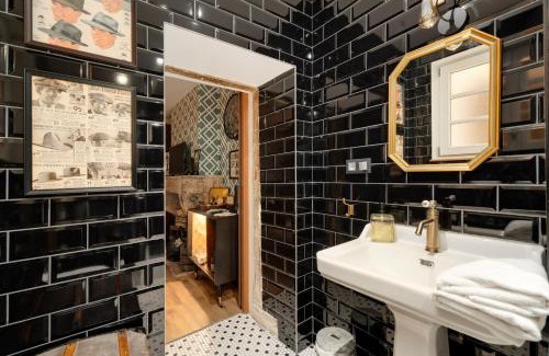 Saint Nicolas - Charles III - Ville vieille - Trois Maisons - Leopold Appartement | La Planque d'Al Capone