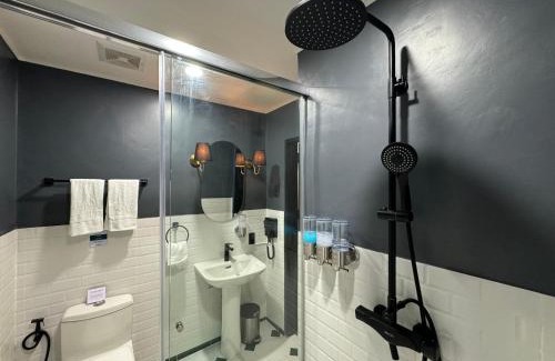 Bais City Hôtel | La Planta Hotel and Restaurant, Inc.
