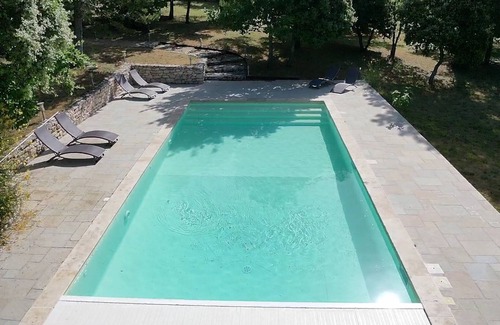 Reillanne Maison | La Poncette, Provencal mas with large garden and private pool in the Luberon.