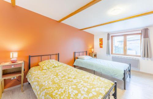 Cersay Maison | La Promesse des Saisons - Jardin et parking privé