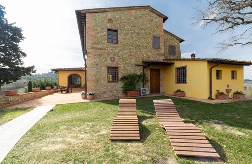 San Pietro in Bossolo Cottage | La Quercia, apartment with garden for 6/8 people in the heart of Chianti