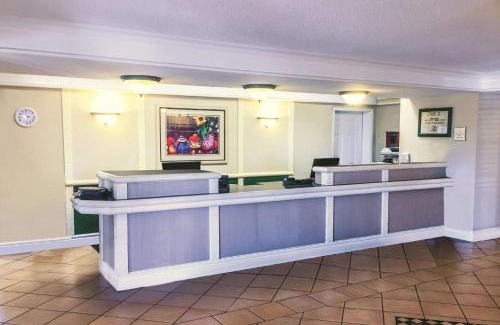 Quad Cities Hôtel | La Quinta Inn by Wyndham Moline Airport