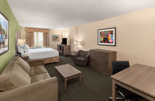 Medical Center District Hôtel | La Quinta Inn & Suites by Wyndham San Antonio Medical Ctr NW