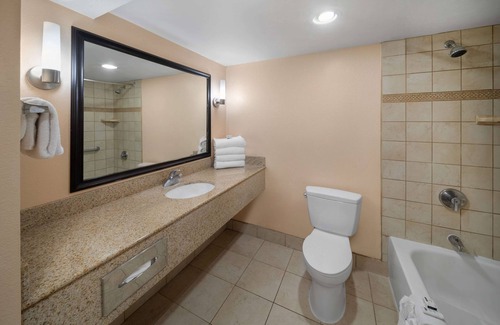 Medical Center District Hôtel | La Quinta Inn & Suites by Wyndham San Antonio Medical Ctr NW