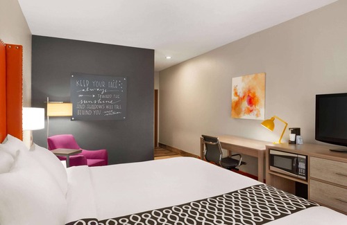 Lackawanna Hôtel | La Quinta Inn & Suites by Wyndham Lackawanna