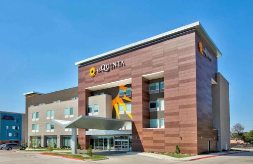 White Rock Hills Hôtel | La Quinta Inn & Suites by Wyndham Dallas/Fairpark