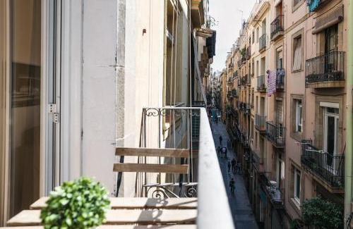 El Raval Appartement | La Rambla - Catalonia Square Apt 4BD-2BTH
