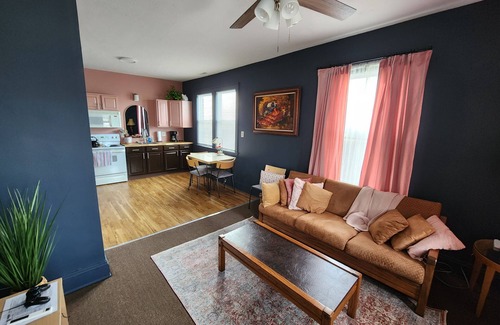 University Circle Appartement | La rapsodia in blu della Little Italy *family run*