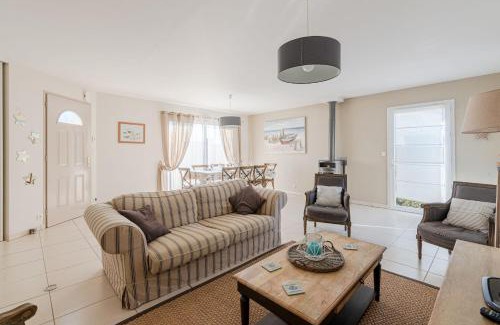 Les Moutiers-en-Retz Maison | La Retzienne - Parking - Jardin