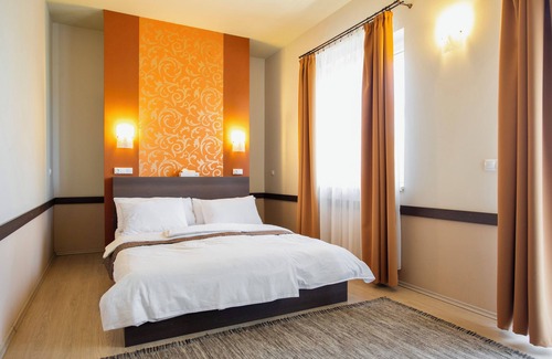 Siofok Aranypart Hôtel | La Riva