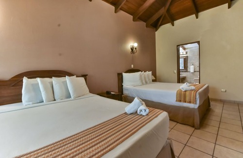 San Antonio de Belen Hôtel | La Riviera Hotel B&B