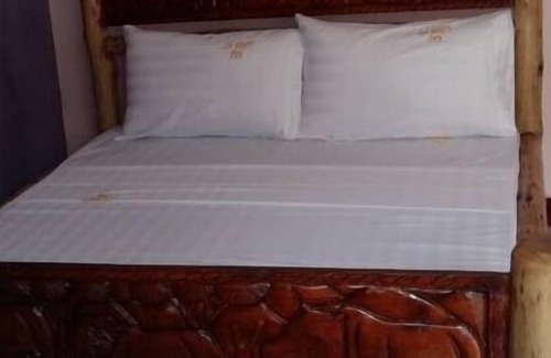Jinja Cabine | La Rock Inn - Ville de Jinja