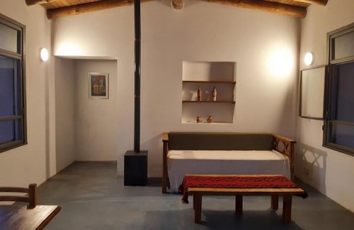 Las Rosas Maison | La Roja y Barro tal vez