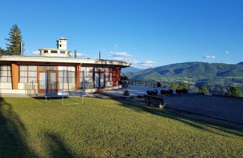 La Batie-Neuve Maison | La Rotonde des Grânes