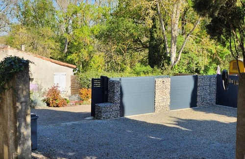 Pezens Maison | LA ROULOTTE