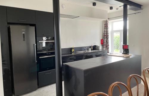 Frasnes-lez-Gosselies Maison | La ruche - maison de 10 à 15 personnes - La Ferme du Try