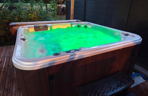 La Bathie Appartement | La sapinette avec jaccuzzi