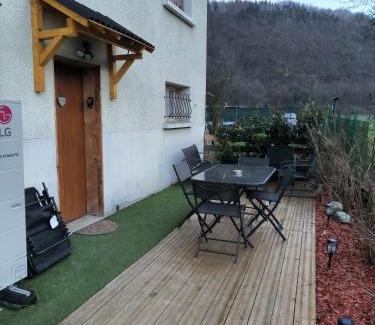 La Bathie Appartement | La sapinette avec jaccuzzi