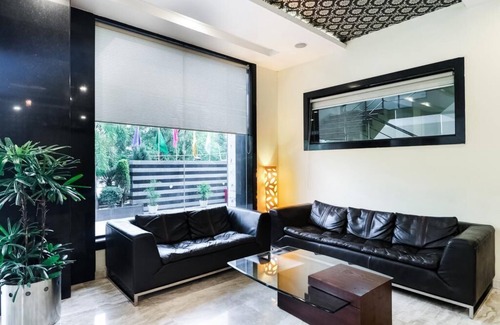 Nawanshahr Hôtel | La Silver Leaf