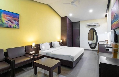 Nawanshahr Hôtel | La Silver Leaf