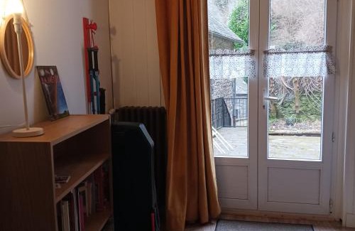 Orcival Appartement | La Source - appart 85 m2 & terrasse privée rdc